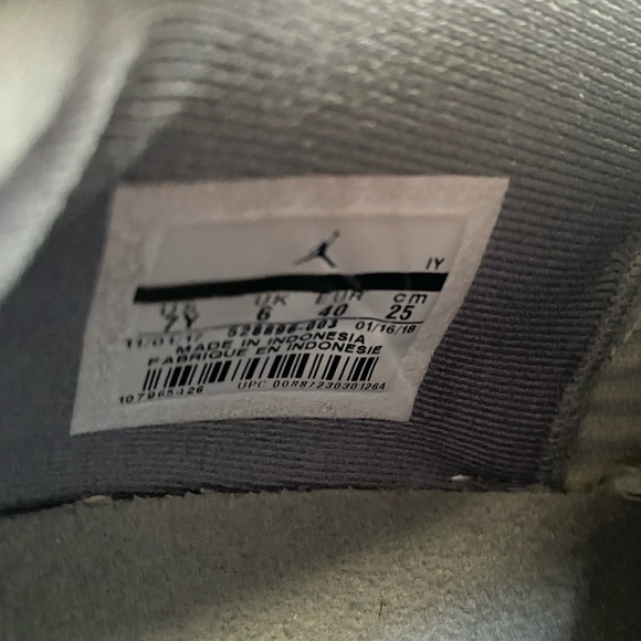 Jordan 11 - Picture 7 of 8